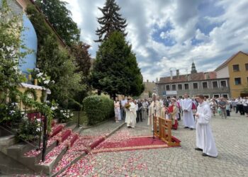 Jutro uroczystości Bożego Ciała w Zielonej Górze Radio Zachód - Lubuskie