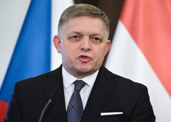 Minister obrony Słowacji: stan zdrowia premiera Ficy nadal poważny. Napastnik kierował się motywami politycznymi Radio Zachód - Lubuskie