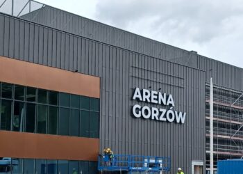 Arena wciąż bez sponsora Radio Zachód - Lubuskie