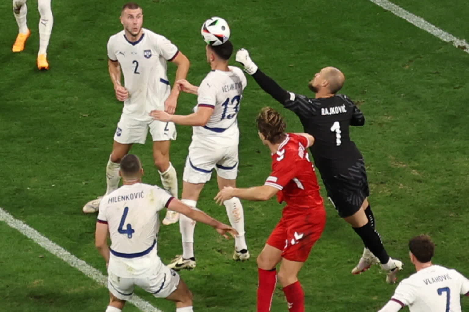 Fart Duńczyków. Serbowie na ostatniej lokacie pożegnali się z Euro 2024