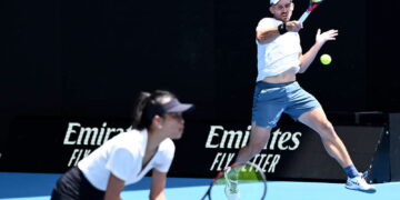 Zieliński i Hsieh podczas meczu na Australian Open. Zdjęcie ilustracyjne/Fot. PAP