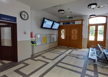 Dworzec w Sulechowie zyskał nowy blask Radio Zachód - Lubuskie