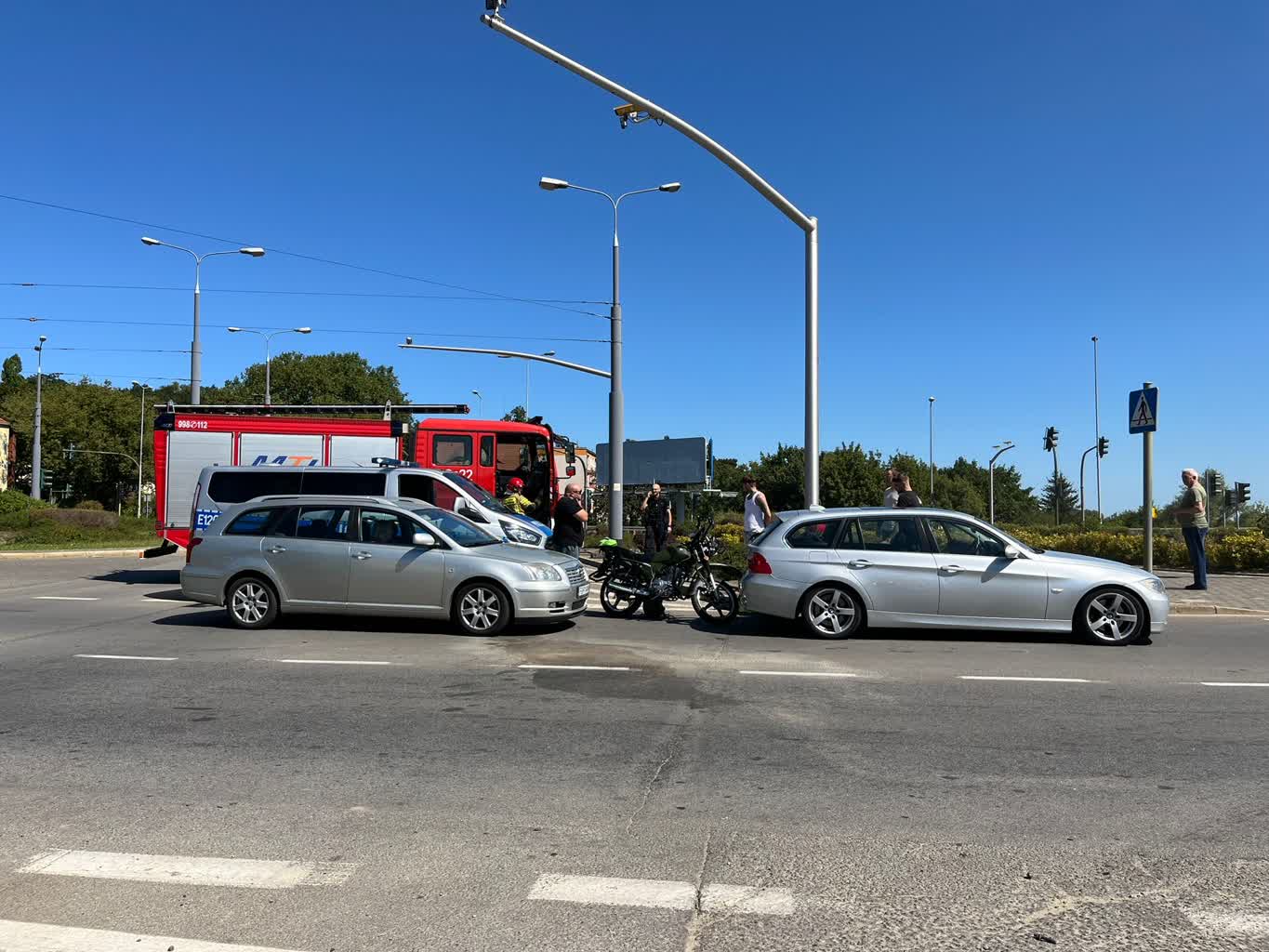 Zderzenie motocykla z BMW na Rondzie Santockim Radio Zachód - Lubuskie