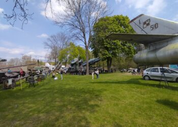 15 sierpnia piknik militarny w LMW Drzonów Radio Zachód - Lubuskie