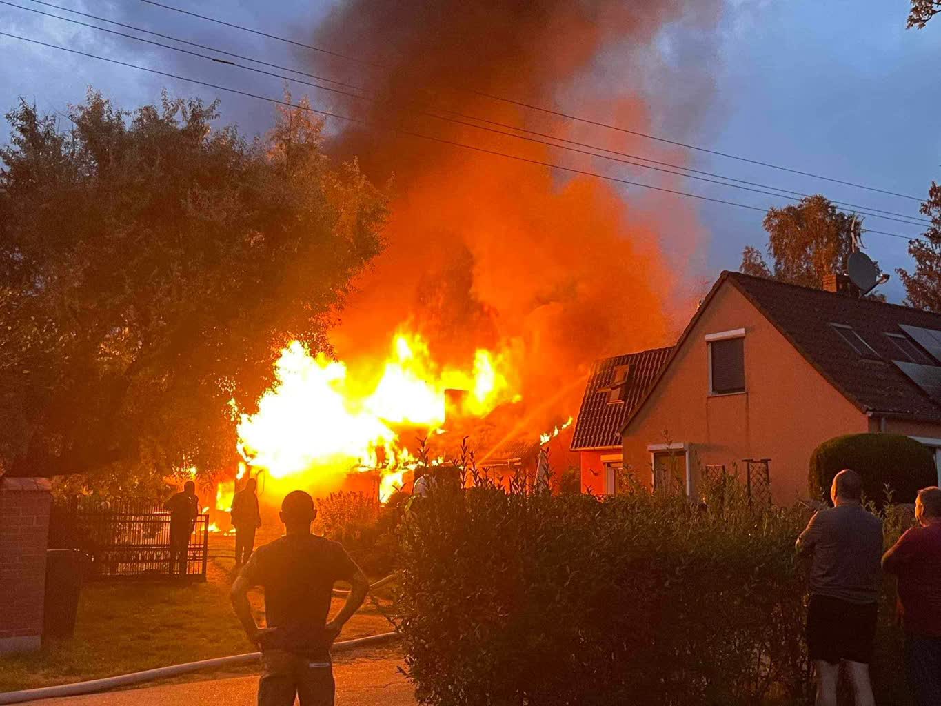 Duży pożar w Łośnie [ZDJĘCIA] Radio Zachód - Lubuskie