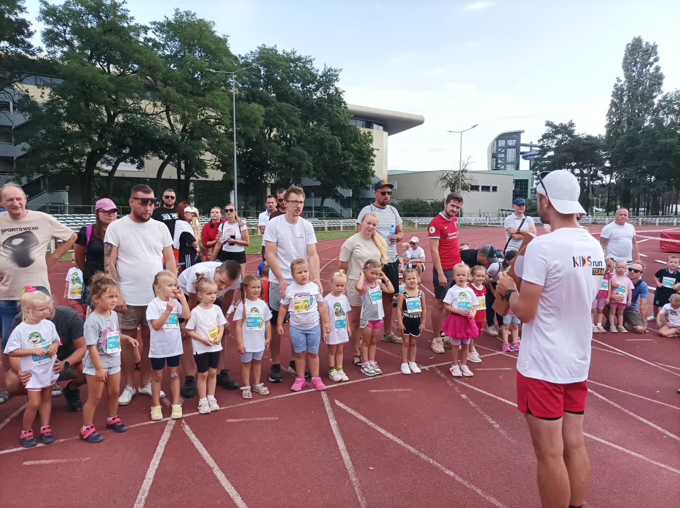 Kids Run na stadionie lekkoatletycznym w Zielonej Górze [ZDJĘCIA] Radio Zachód - Lubuskie