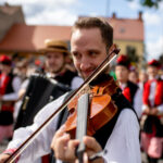 Ulicami Zielonej Góry przeszedł korowód winobraniowy. Bachus nie powiedział jeszcze ostatniego imprezowego słowa [GALERIA ZDJĘĆ] Radio Zachód - Lubuskie