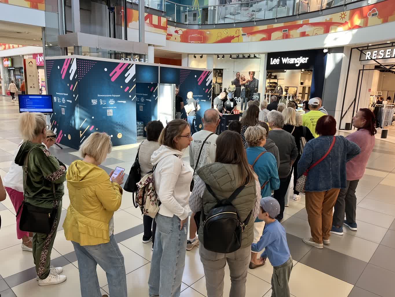 Gorzowianie badają się w galerii handlowej Radio Zachód - Lubuskie