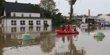 W pow. nowosolskim Odra osiągnęła 646 cm i się nie podnosi [AKTUALIZOWANY] Radio Zachód - Lubuskie