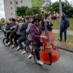 Ulicami Zielonej Góry przeszedł korowód winobraniowy. Bachus nie powiedział jeszcze ostatniego imprezowego słowa [GALERIA ZDJĘĆ] Radio Zachód - Lubuskie