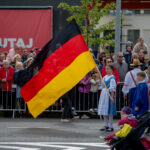 Ulicami Zielonej Góry przeszedł korowód winobraniowy. Bachus nie powiedział jeszcze ostatniego imprezowego słowa [GALERIA ZDJĘĆ] Radio Zachód - Lubuskie