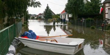 Stan alarmowy przekroczony w 21 miejscach Odry [AKTUALIZOWANY] Radio Zachód - Lubuskie