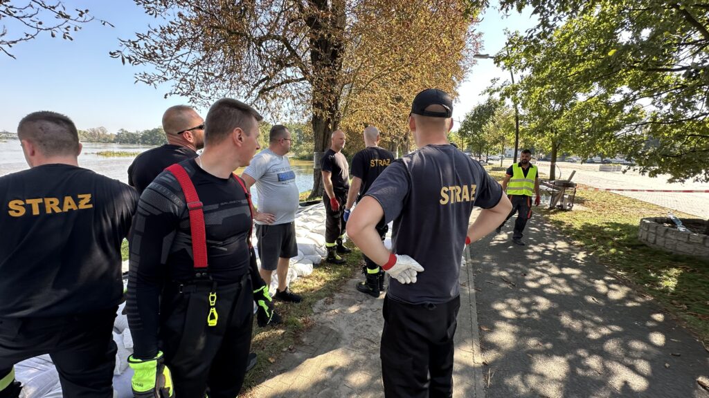 Zbliża się fala na Odrze. W Słubicach od niedzieli ograniczenia w ruchu tranzytowym [AKTUALIZOWANY] Radio Zachód - Lubuskie