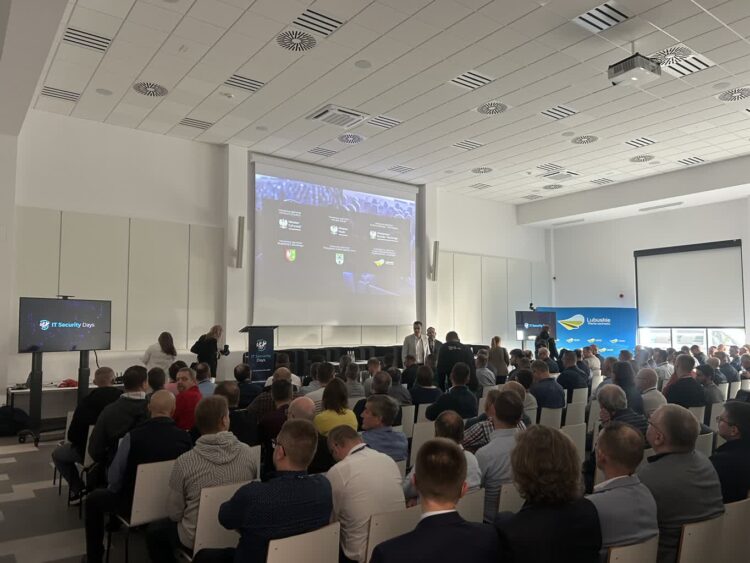 CYBERBEZPIECZEŃSTWO: Rozpoczęła się dwuniowa konferencja IT Security Days [GALERIA ZDJĘĆ] Radio Zachód - Lubuskie