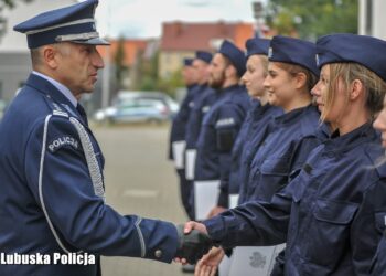 Lubuska policja: Kurs na podoficera zrobisz na miejscu. Hybrydowo Radio Zachód - Lubuskie