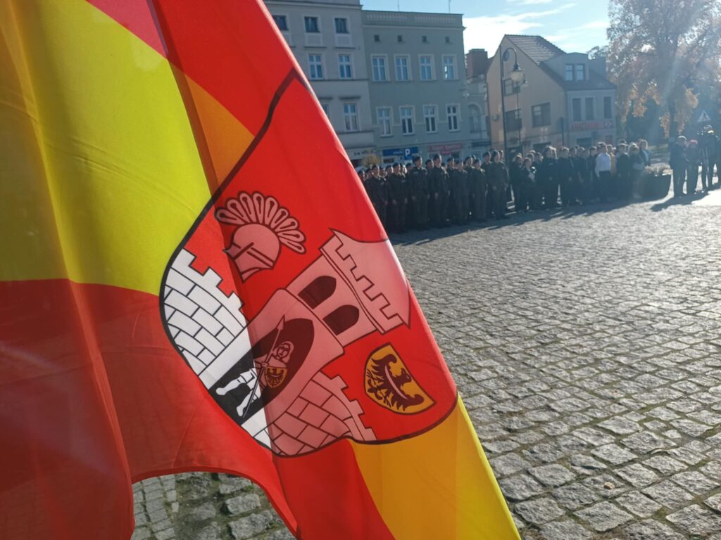 Uroczyste ślubowanie klas mundurowych w Żaganiu [ZDJĘCIA] Radio Zachód - Lubuskie