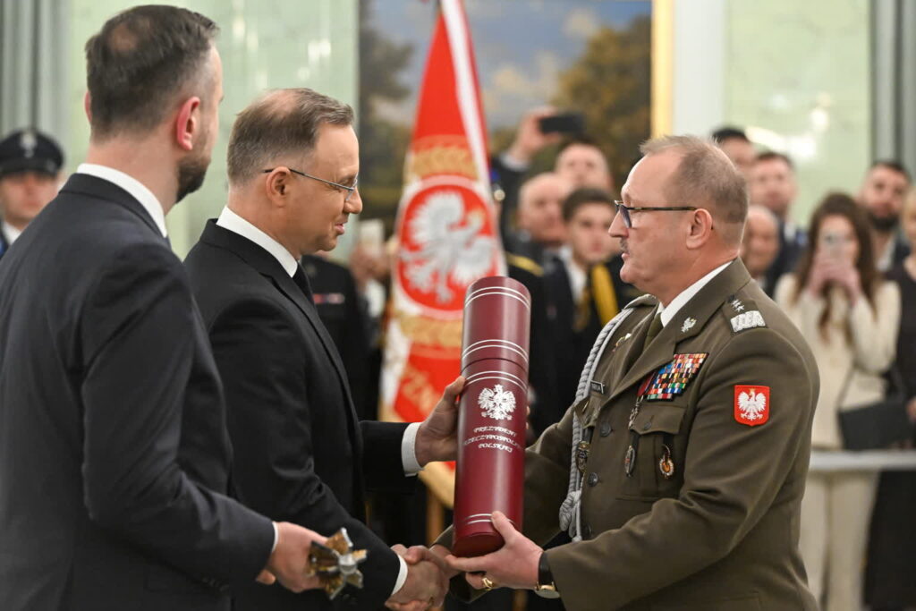 Generał dywizji Dariusz Parylak. Fot. PAP/Radek Pietruszka