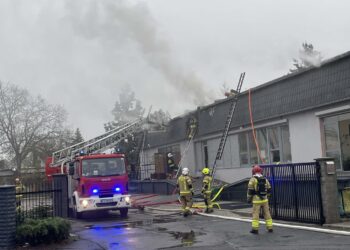 Pożar na Jana z Kolna. Na miejscu siedem zastępów Radio Zachód - Lubuskie