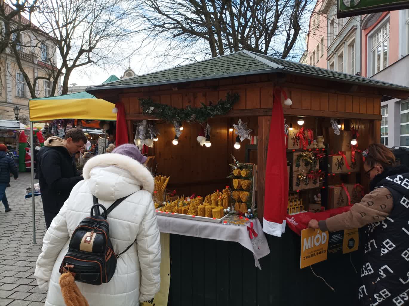 Kolorowy jarmark bożonarodzeniowy na zielonogórskim deptaku! Radio Zachód - Lubuskie