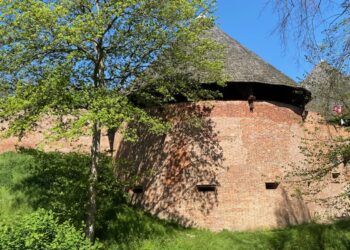 Rzadki eksponat międzyrzeckiego muzeum Radio Zachód - Lubuskie