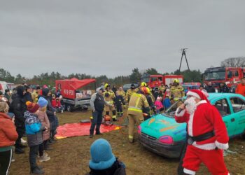 Piknik i zbiórka darów dla dzieci. Akcja Mikołaj w Krzeszycach Radio Zachód - Lubuskie