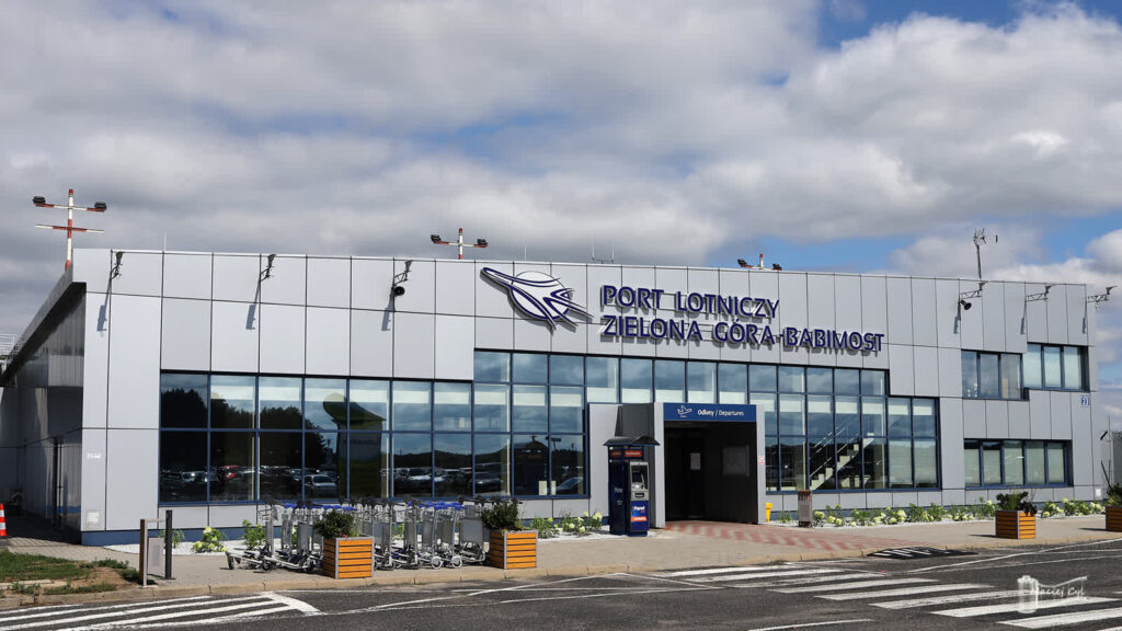 Ponad 78 tys. pasażerów w Babimoście Ponad 78 tys. pasażerów w Babimoście Radio Zachód - Lubuskie