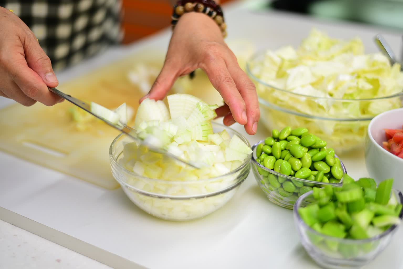 Święta w zielonogórskiej noclegowni – trwają przygotowania do wieczerzy wigilijnej Radio Zachód - Lubuskie