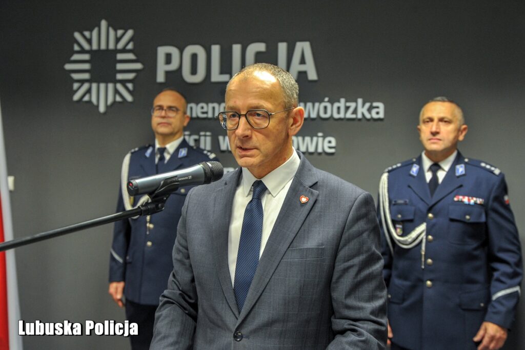 34 nowych policjantów złożyło ślubowanie w Gorzowie Wlkp. Gdzie będą pełnić służbę? [GALERIA ZDJĘĆ] Radio Zachód - Lubuskie