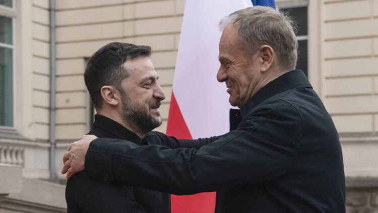 Wołodymyr Zełenski, Donald Tusk. Fot. PAP/EPA/MAXYM MARUSENKO