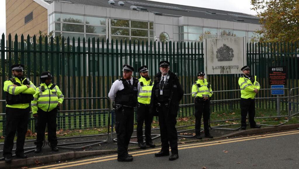 Policjanci w Londynie Fot. ANDY RAIN/PAP/EPA