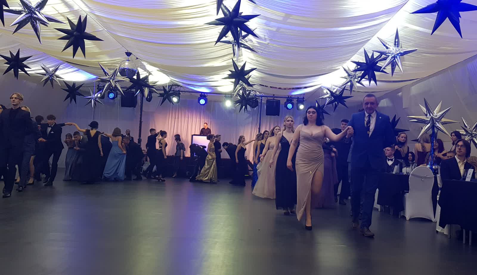 Młodzież przygotowuje się do studniówek Radio Zachód - Lubuskie