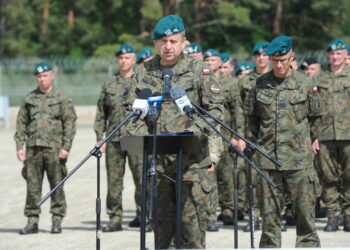 Gen. Dariusz Mendrala Fot. PAP/Marcin Bielecki