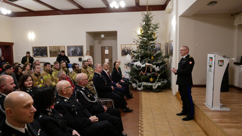 "Babcia" idzie na emeryturę! Strażacy z Letnicy mają nowy wóz! Radio Zachód - Lubuskie