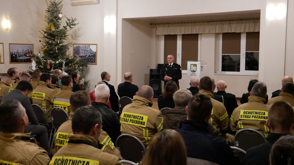 "Babcia" idzie na emeryturę! Strażacy z Letnicy mają nowy wóz! Radio Zachód - Lubuskie