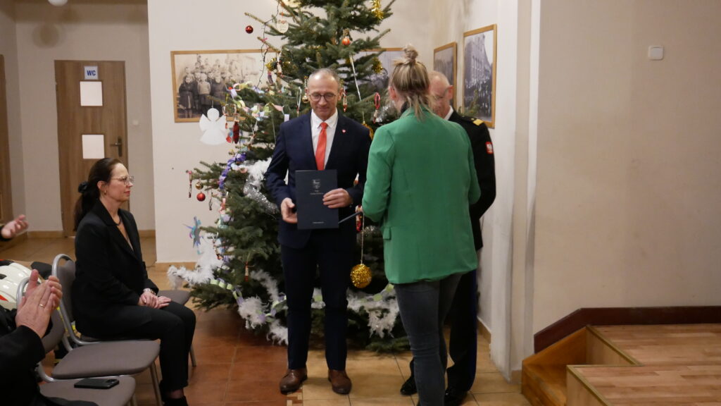 "Babcia" idzie na emeryturę! Strażacy z Letnicy mają nowy wóz! Radio Zachód - Lubuskie