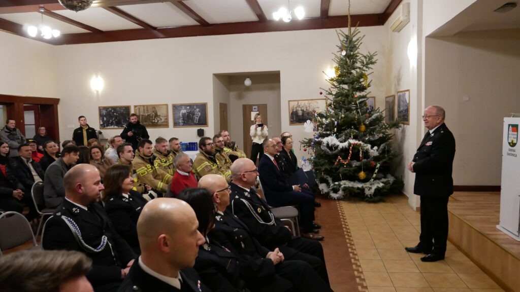 "Babcia" idzie na emeryturę! Strażacy z Letnicy mają nowy wóz! Radio Zachód - Lubuskie