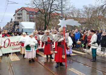 Orszak Trzech Króli przeszedł ulicami Gorzowa Radio Zachód - Lubuskie