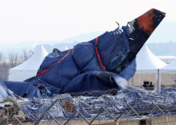 Wrak samolotu Jeju Air Fot. PAP/EPA/YONHAP