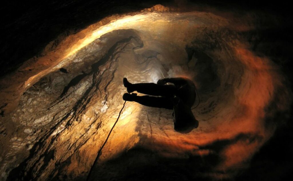 „Dotknąć, czego nie dotknął nikt”- posłuchaj reportażu Cezarego Galka „Dotknąć, czego nie dotknął nikt”- posłuchaj reportażu Cezarego Galka Radio Zachód - Lubuskie