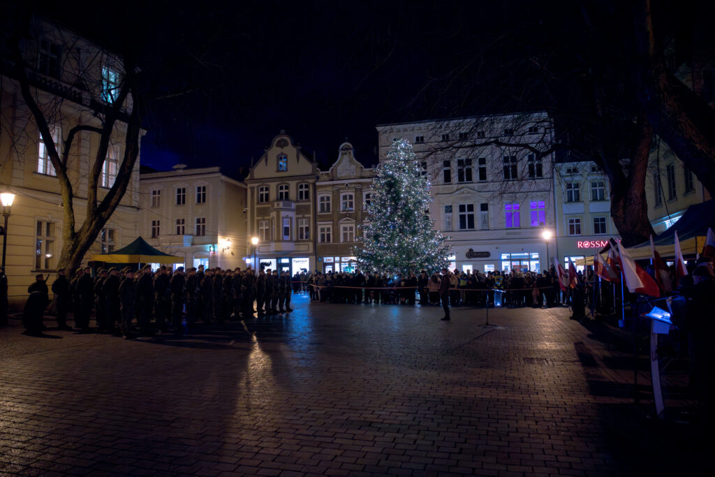 Przysięga wojskowa na zielonogórskim rynku [GALERIA ZDJĘĆ] Radio Zachód - Lubuskie