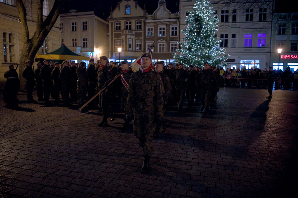 Przysięga wojskowa na zielonogórskim rynku [GALERIA ZDJĘĆ] Radio Zachód - Lubuskie