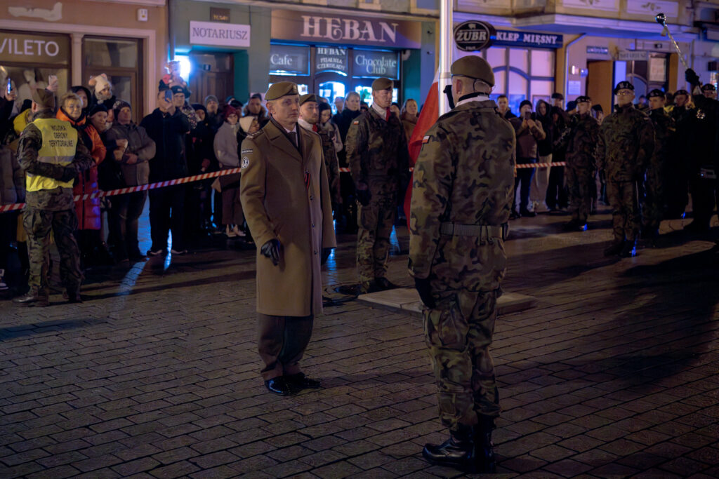 Przysięga wojskowa na zielonogórskim rynku [GALERIA ZDJĘĆ] Radio Zachód - Lubuskie