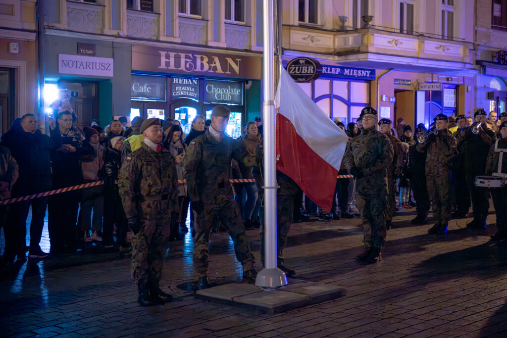 Przysięga wojskowa na zielonogórskim rynku [GALERIA ZDJĘĆ] Radio Zachód - Lubuskie
