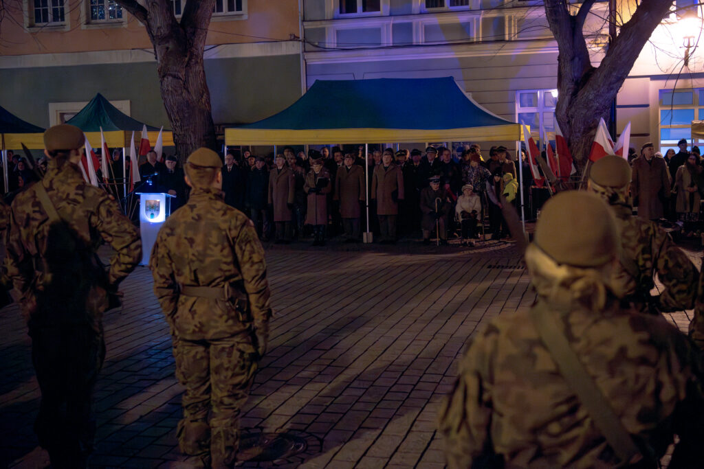 Przysięga wojskowa na zielonogórskim rynku [GALERIA ZDJĘĆ] Radio Zachód - Lubuskie