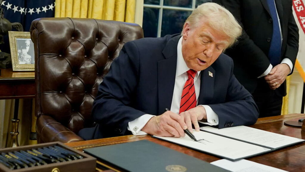 Donald Trump. Fot. PAP/EPA/ALEXANDER DRAGO