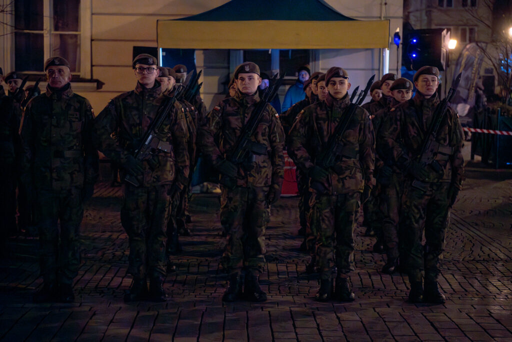 Przysięga wojskowa na zielonogórskim rynku [GALERIA ZDJĘĆ] Radio Zachód - Lubuskie