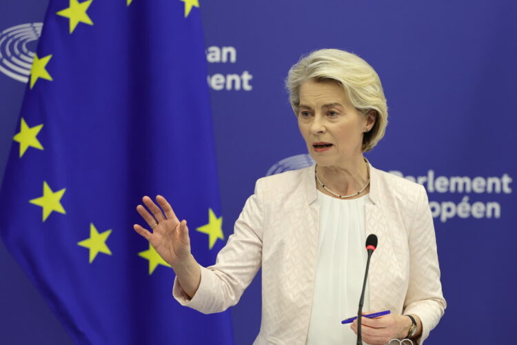 Ursula von der Leyen, przewodnicząca Komisji Europejskiej (PAP/EPA/RONALD WITTEK)