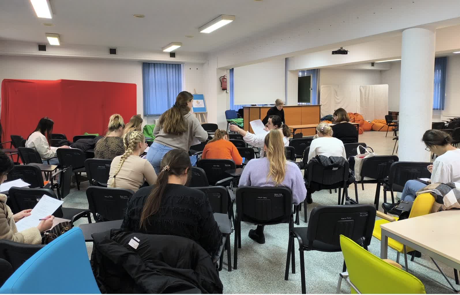 Trwają egzaminy na AJP Radio Zachód - Lubuskie