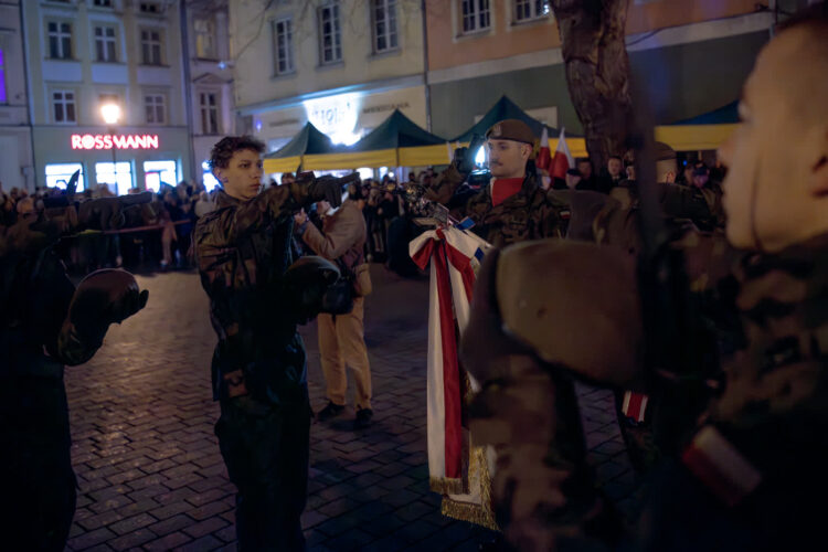 Przysięga wojskowa na zielonogórskim rynku [GALERIA ZDJĘĆ] Radio Zachód - Lubuskie