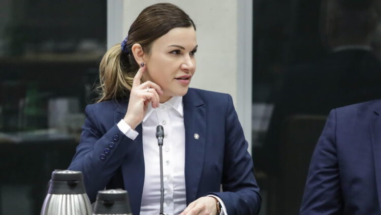 Agnieszka Kwiatkowska-Gurdak. Fot. PAP/Tomasz Gzell